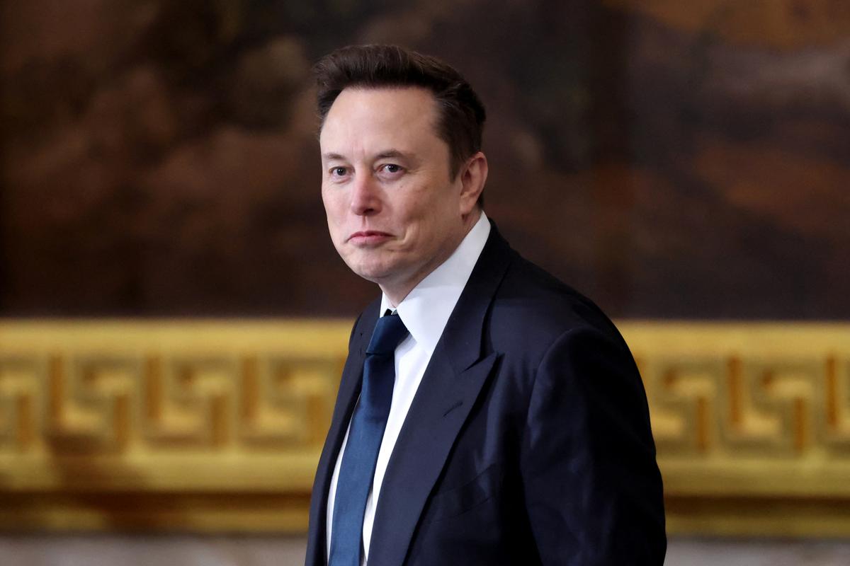 Musk critica el proyecto de inversión en la IA presentado por Trump, el jefe de OpenAi le responde