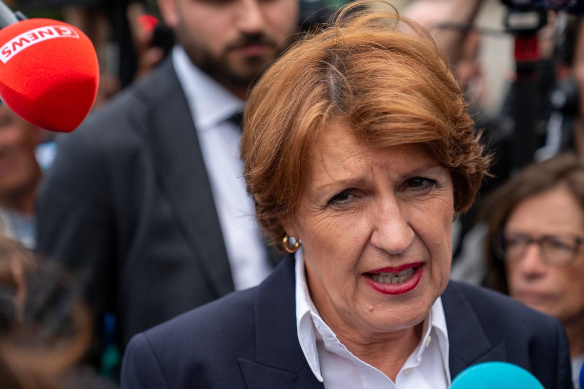 "Dirigir a los funcionarios electos a la izquierda": los agentes denuncian un comentario del Ministro de Agricultura Annie Ginevard