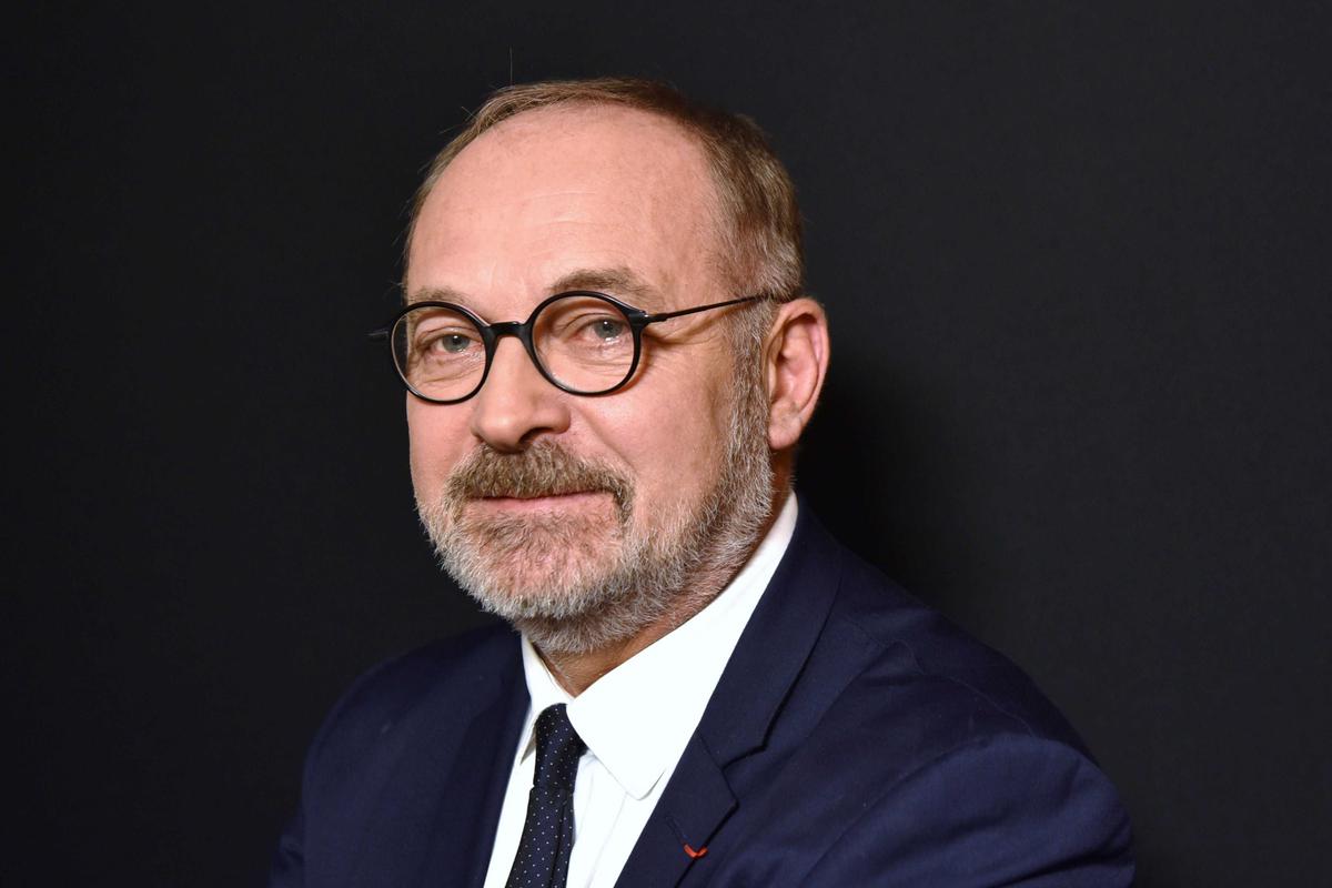 El senador Joël Guerriau atacado por un nuevo testimonio de una mujer en "Suplemento de investigación"