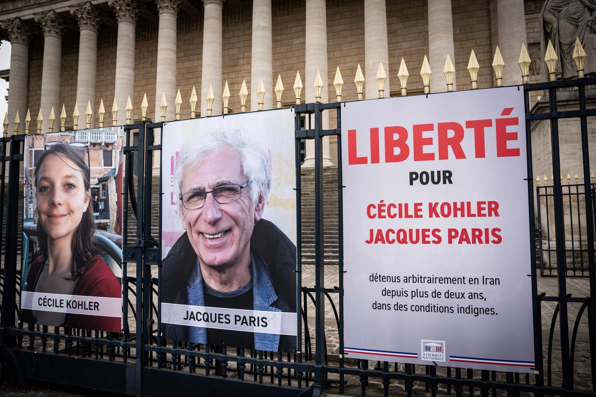 Francés detenido en Irán: la hermana de Cécile Kohler "prudente" en una posible liberación