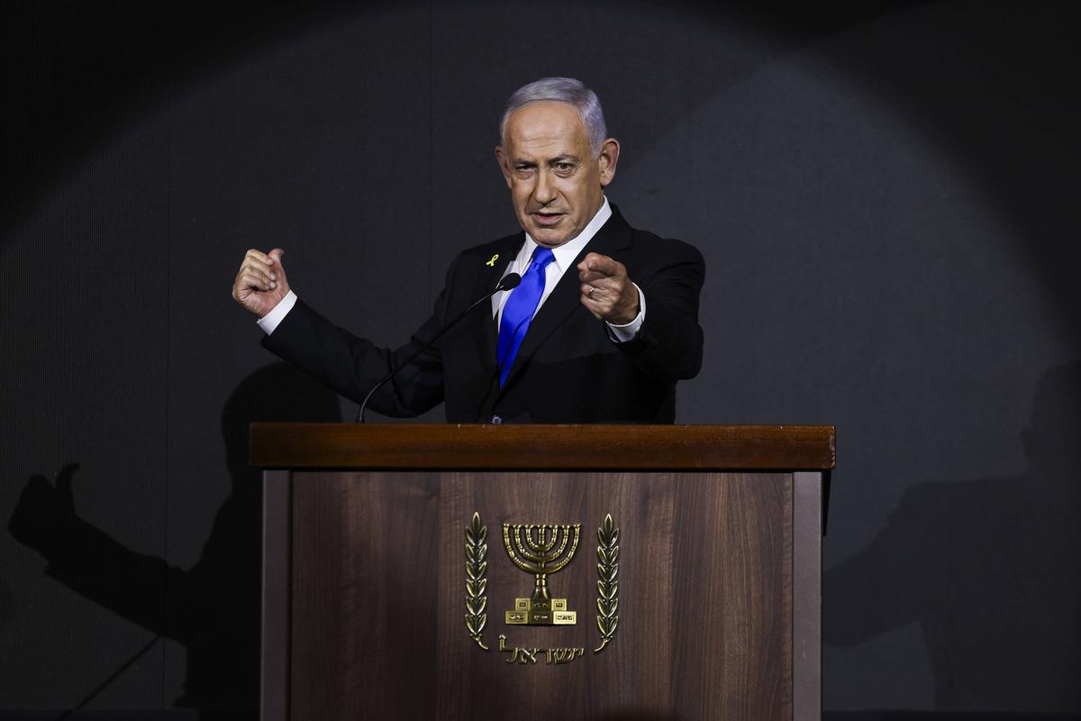 "Netanyahu lleva a los judíos contra su voluntad en su terrible aventura"