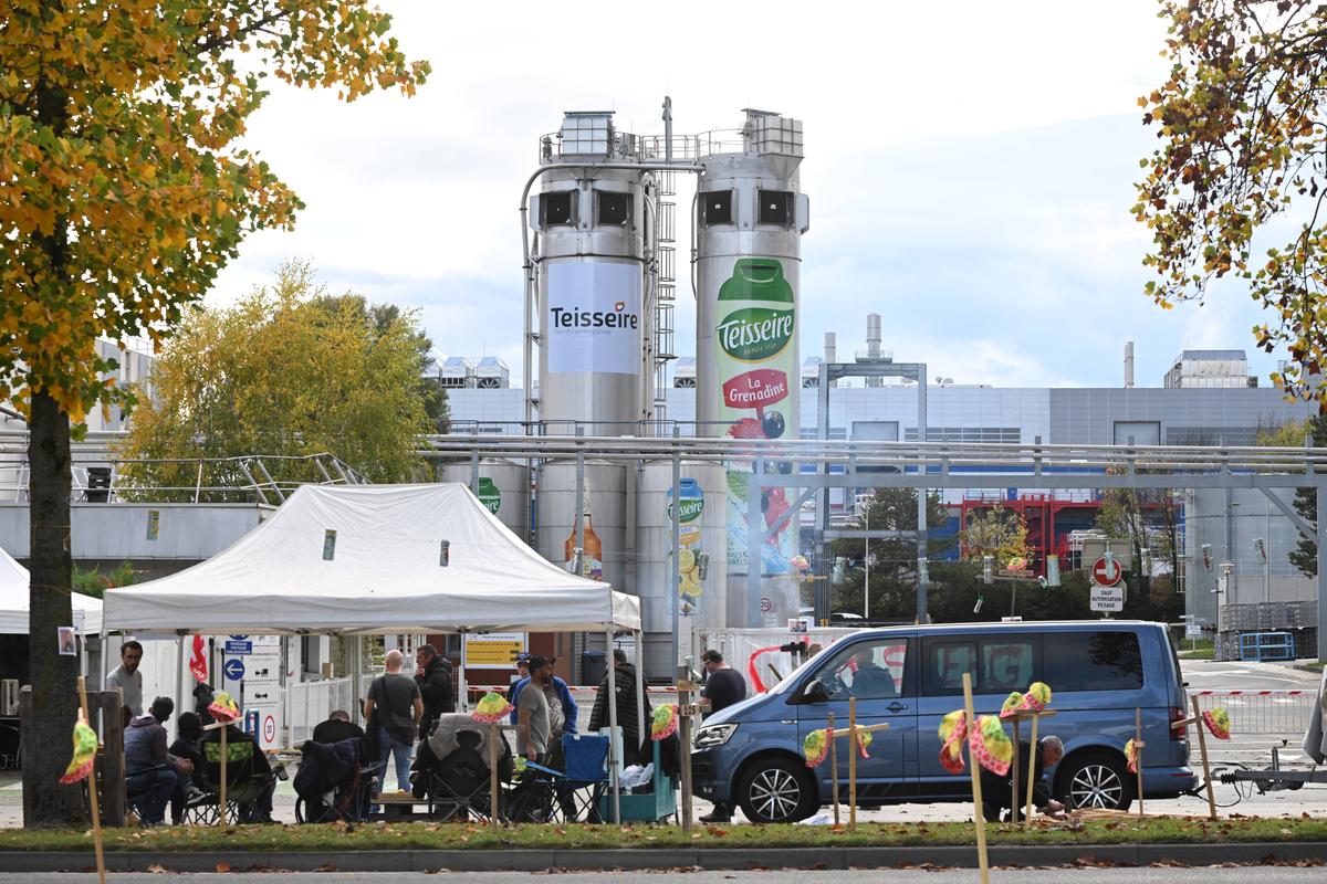 “Es un mundo local que estamos deshaciendo”