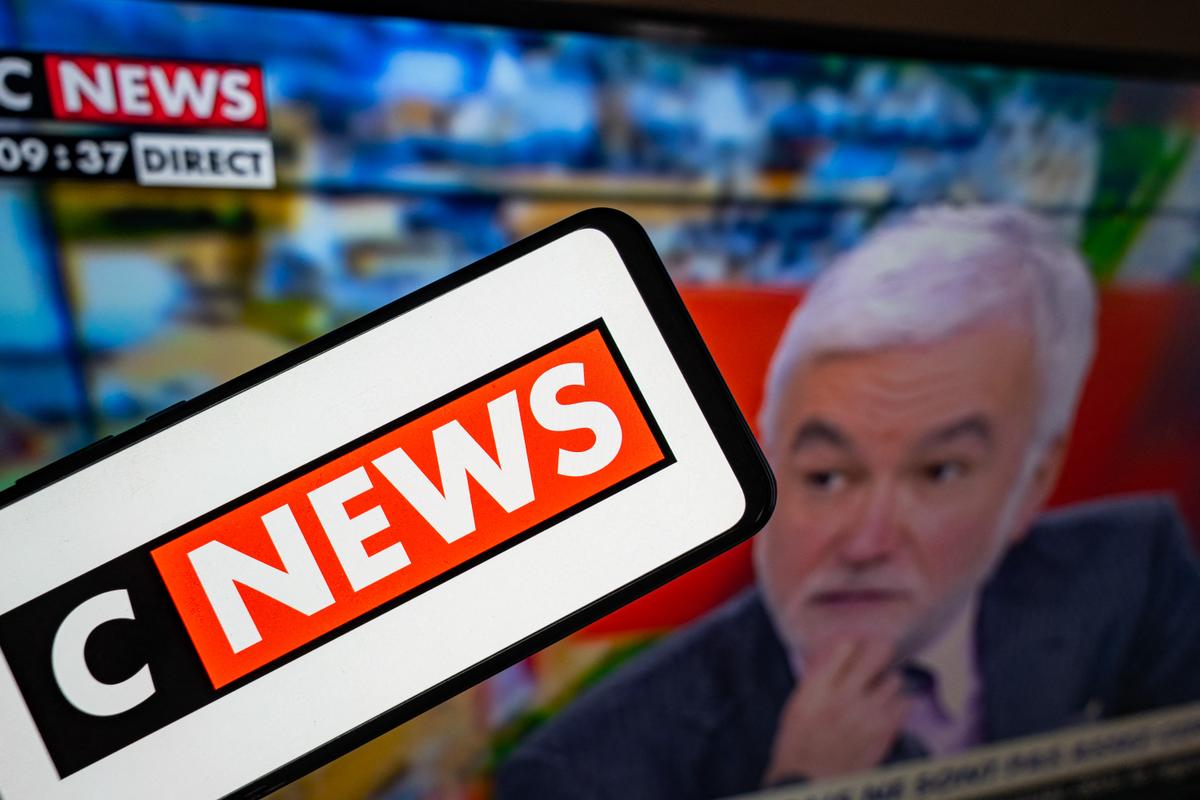 Nuevo aviso formal de Arcom por dos secuencias que incitan a la “discriminación”