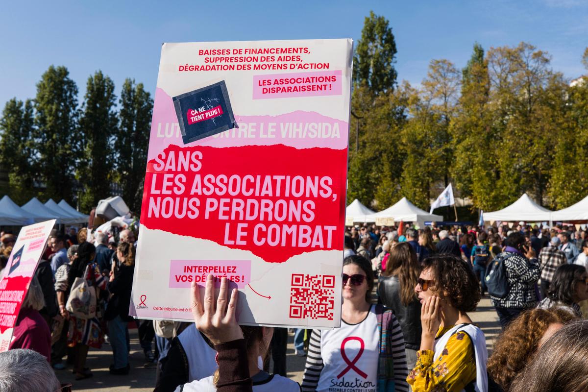 “RIC local”, “fondo de cuestionamiento”… ¿Y si las asociaciones desempeñaran un papel democrático tan esencial como los partidos?