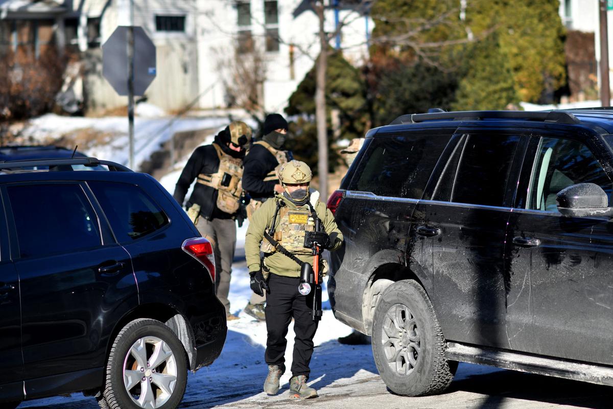 En Minneapolis, el emisario de Trump anuncia la retirada de 700 policías del ICE, pero mantiene la presión sobre la inmigración