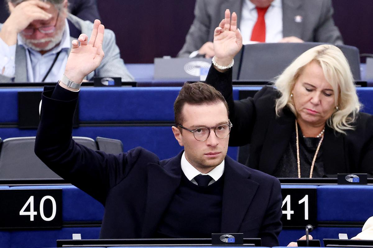 Los votos pro-Trump de Jordan Bardella en el Parlamento Europeo, del plan de Ucrania al “DOGE europeo”