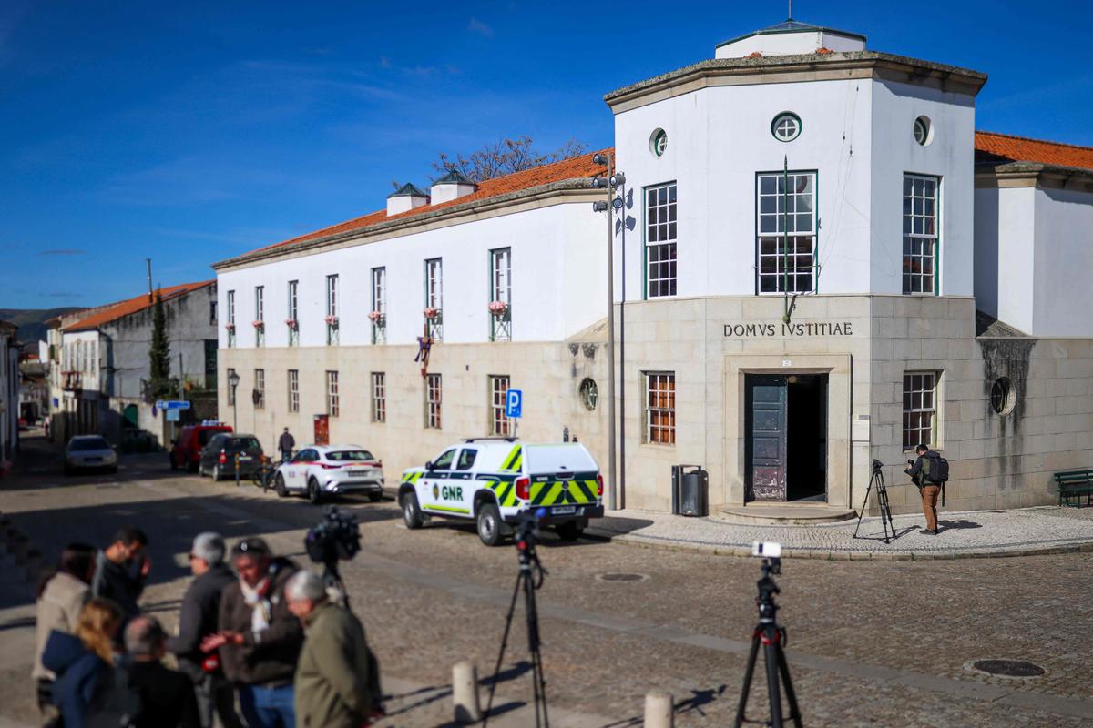 Dos cadáveres encontrados en Portugal, un ex policía que vive en Vailhourles bajo custodia policial
