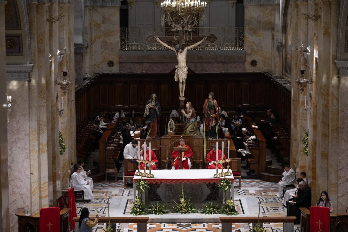 La policía israelí impidió al Patriarca Latino de Jerusalén acceder al Santo Sepulcro: ¿qué pasó realmente?