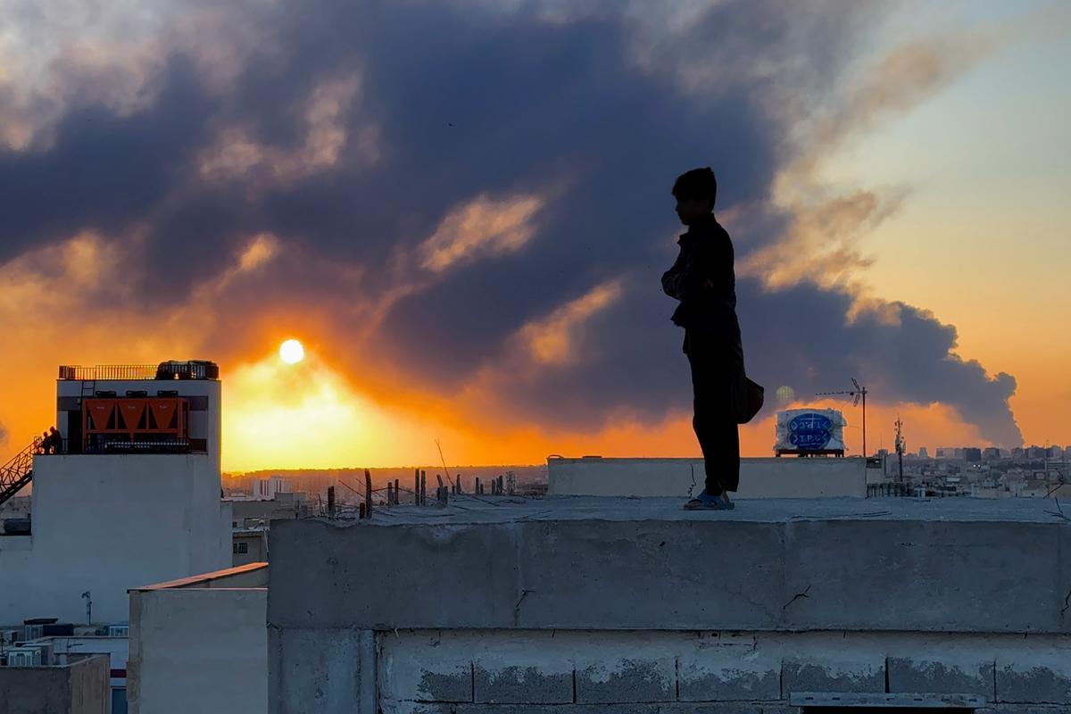 "Tal vez esta guerra lo destruya todo. O tal vez finalmente nos libere"