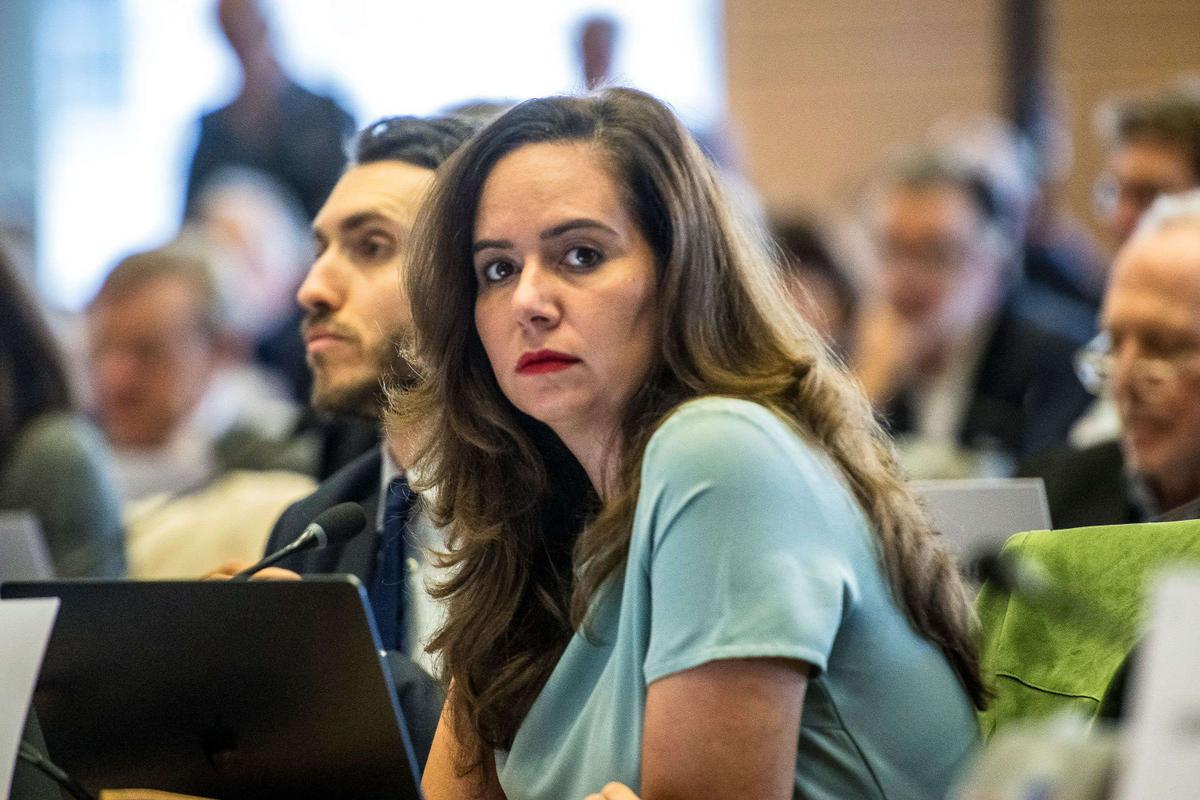 pronazis, antisemitas, partidarios de Moscú…