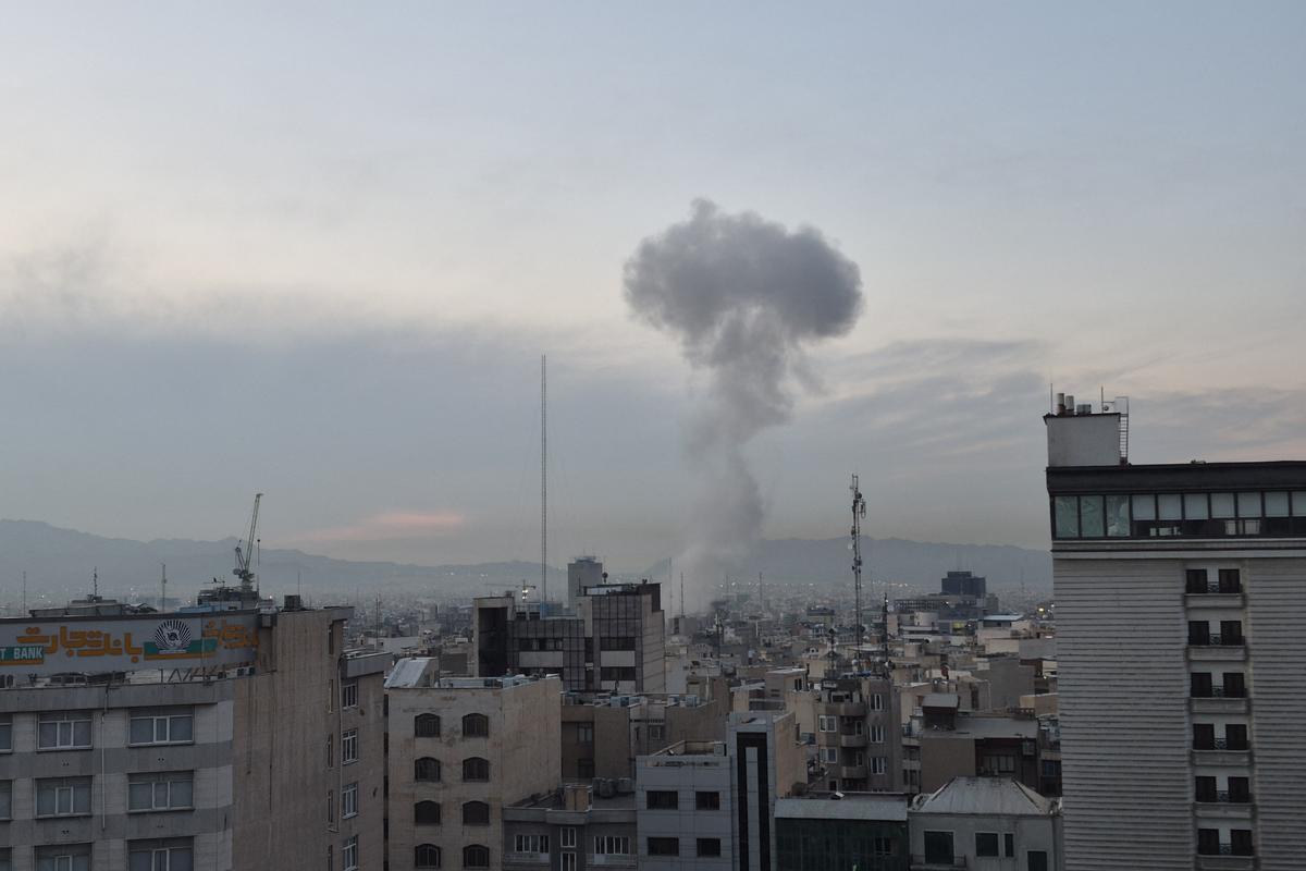 Explosiones en Teherán, se espera el discurso de Trump sobre Irán... Actualización sobre la situación