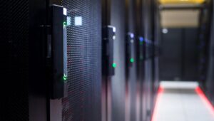 “La inteligencia artificial, este “falso amigo” del clima”, de Cédric Villani y Albert Meige