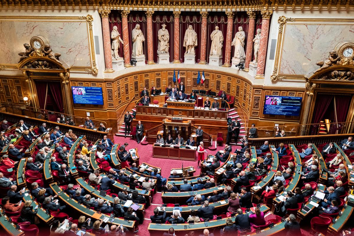 La prohibición de redes sociales para menores de 15 años se debate este martes en el Senado