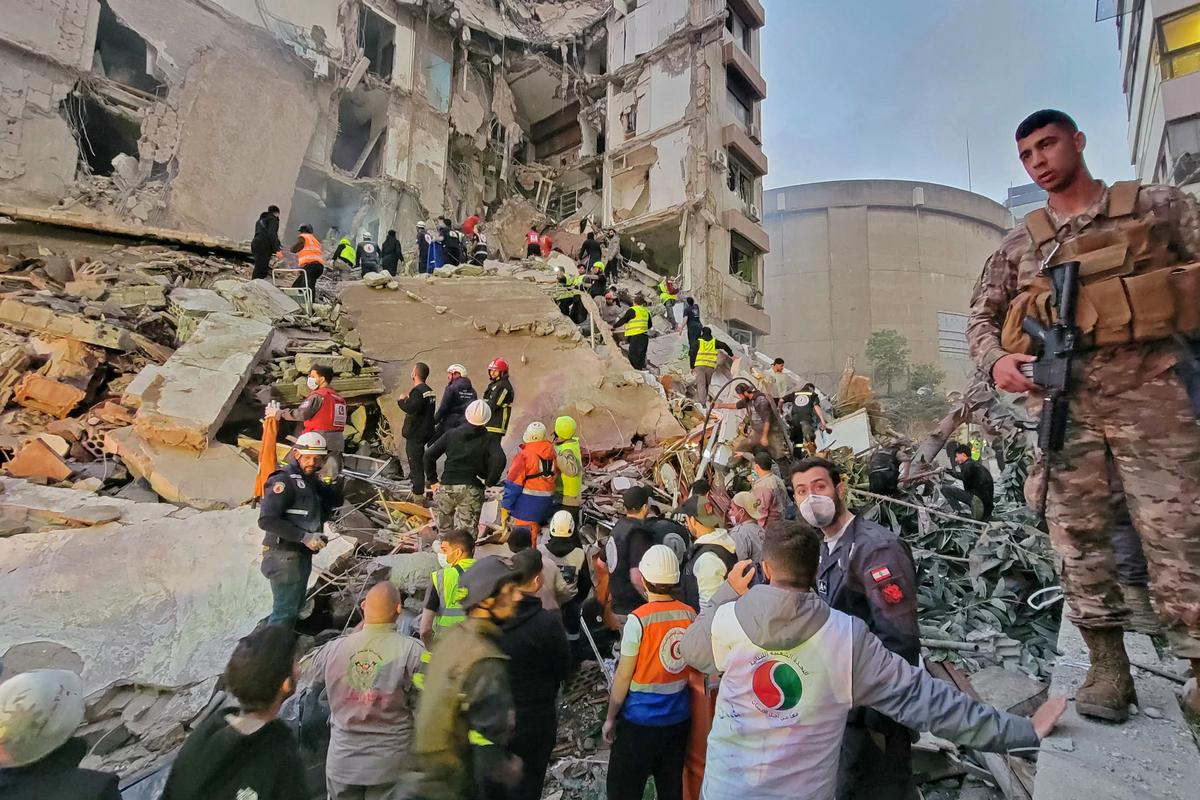 Líbano bombardeado por Israel, más de 200 muertos en un día