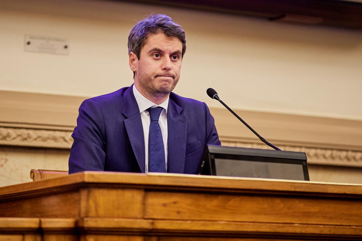 Para promocionar el libro de Gabriel Attal, Renaissance se moja los pies con la IA