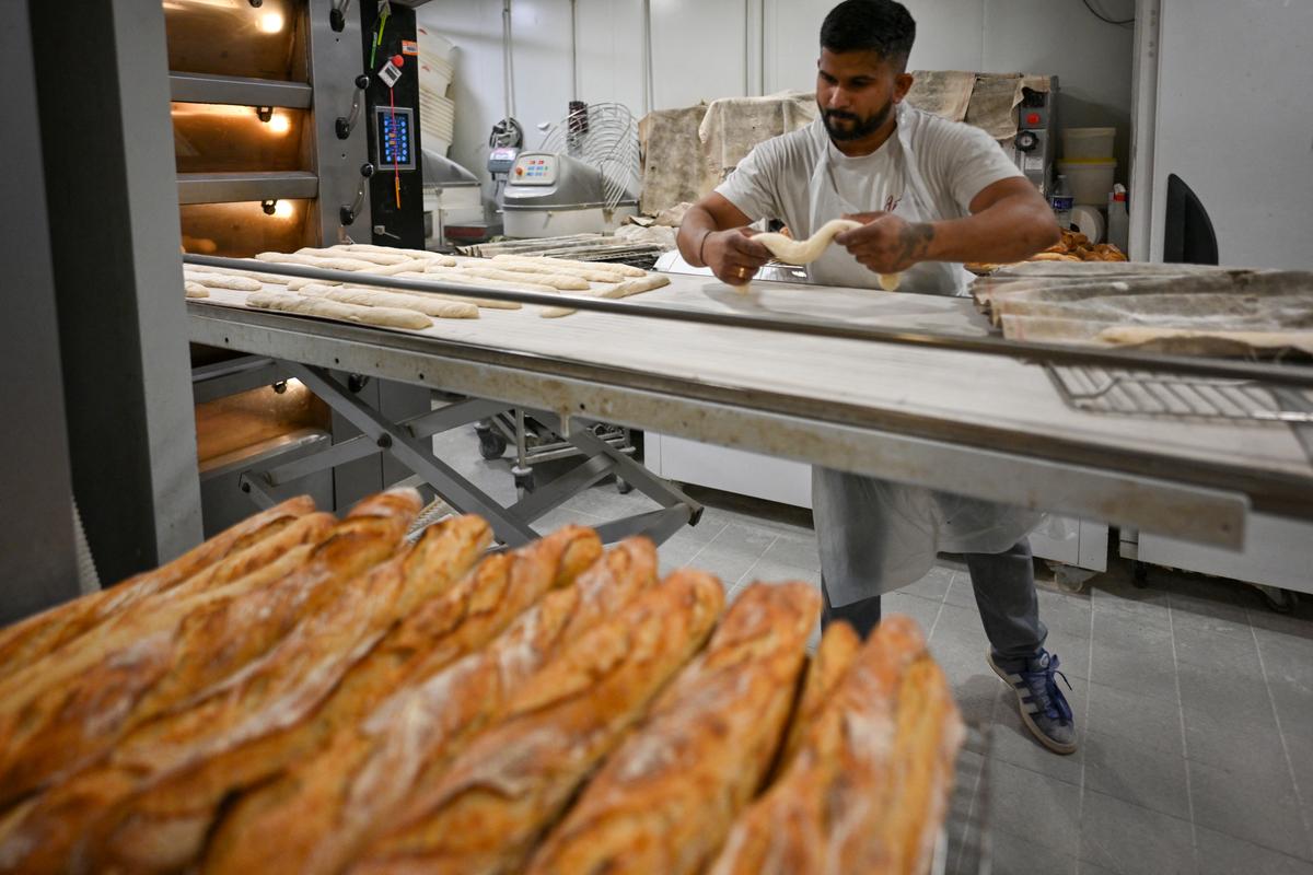 panaderos y floristas independientes podrán abrir este año gracias al “voluntariado de los empleados”