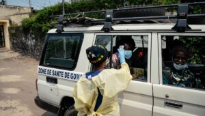 Ante el ébola, la OMS advierte de la “escala y velocidad” de la epidemia en la República Democrática del Congo