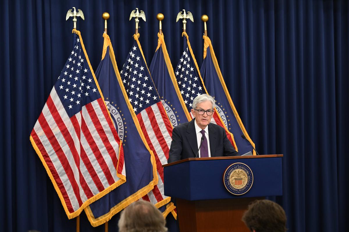 El premio al coraje es para el expresidente de la Reserva Federal, Jerome Powell, por enfrentarse a Trump
