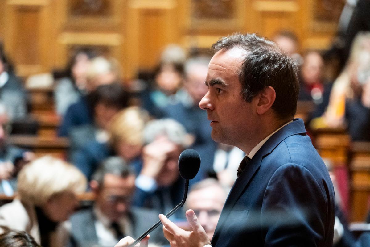 Lecornu rechaza el “status quo” institucional, la contrarreloj lanzada en el Parlamento