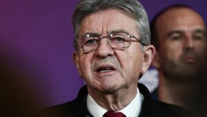 Mélenchon se lanza, Núñez contra los Teknivals, alerta de virus en un crucero… Las 5 cosas para recordar del fin de semana