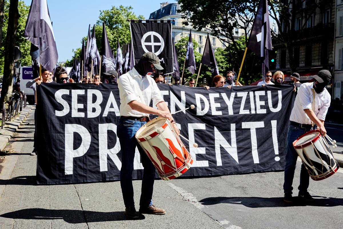 Prohibida la manifestación de extrema derecha del Comité 9 de Mayo en París, el pequeño grupo presenta un recurso