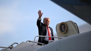Trump pasa por alto al Congreso y rechaza el nuevo plan de paz iraní