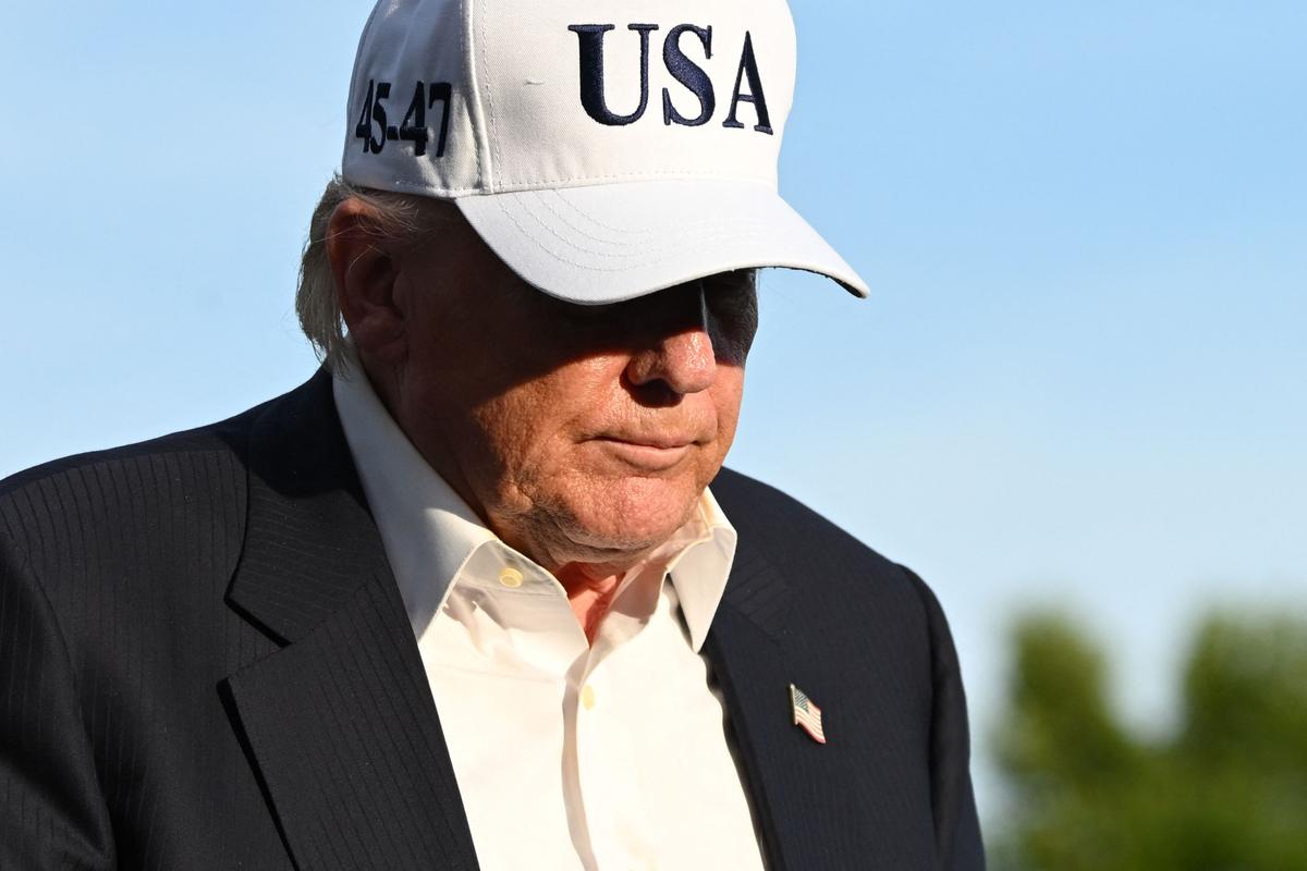 “Una tasa de vacantes sin precedentes”: Donald Trump aún no ha nombrado a más de 100 embajadores