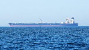 El Estrecho de Ormuz en el centro de renovadas tensiones entre Estados Unidos e Irán