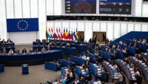 El Parlamento Europeo autoriza el retorno de migrantes a centros de detención fuera de la UE