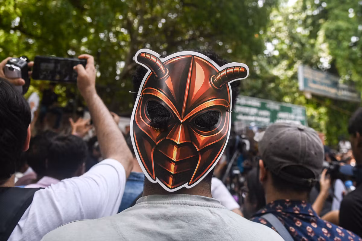 En India, el “Partido Popular Cucaracha” une la ira de la “Generación Z”