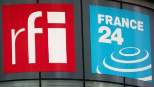 Israel deporta a un periodista francés, Radio Francia denuncia una “obstrucción a la libertad de prensa”