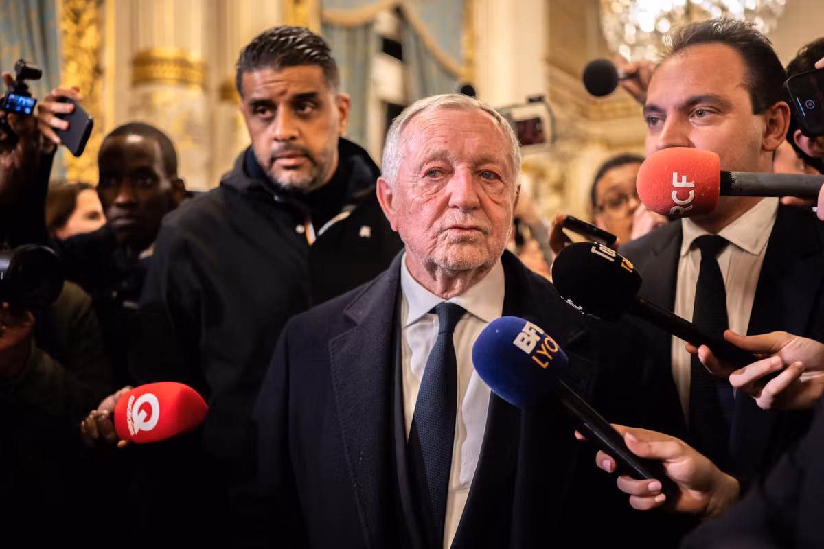 Jean-Michel Aulas conmocionado por una denuncia de violación contra su director de campaña