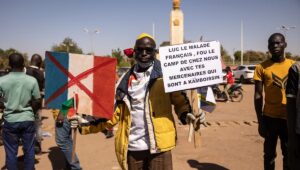 ¿Por qué Burkina Faso rompe relaciones con Francia?