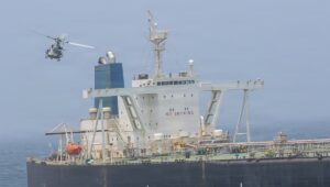 Bombardeado por Estados Unidos por séptima noche consecutiva, Irán amenaza con una “ofensiva total”: lo que sabemos