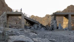 Estados Unidos vuelve a bombardear Irán, dos soldados estadounidenses muertos, daños en Kuwait… Lo que sabemos