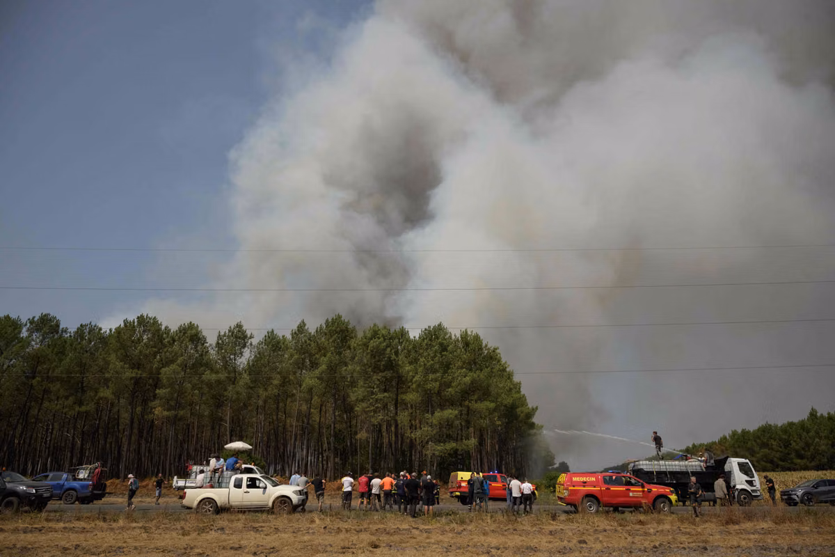 Incendio en Gironda: el optimismo gana terreno, 84.000 residentes más autorizados a regresar a sus hogares