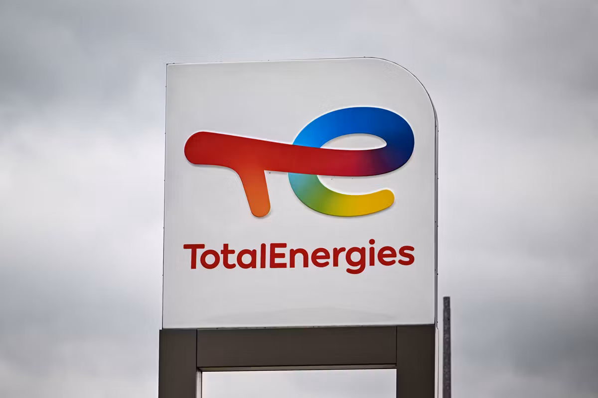 TotalEnergies duplica sus beneficios impulsada por la guerra en Oriente Medio y hace temblar a la izquierda