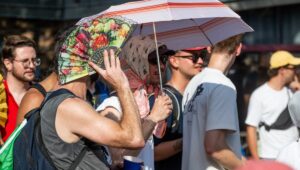 “Esperaba el sol como recompensa, hoy lo temo”: cómo está cambiando nuestra relación con el verano