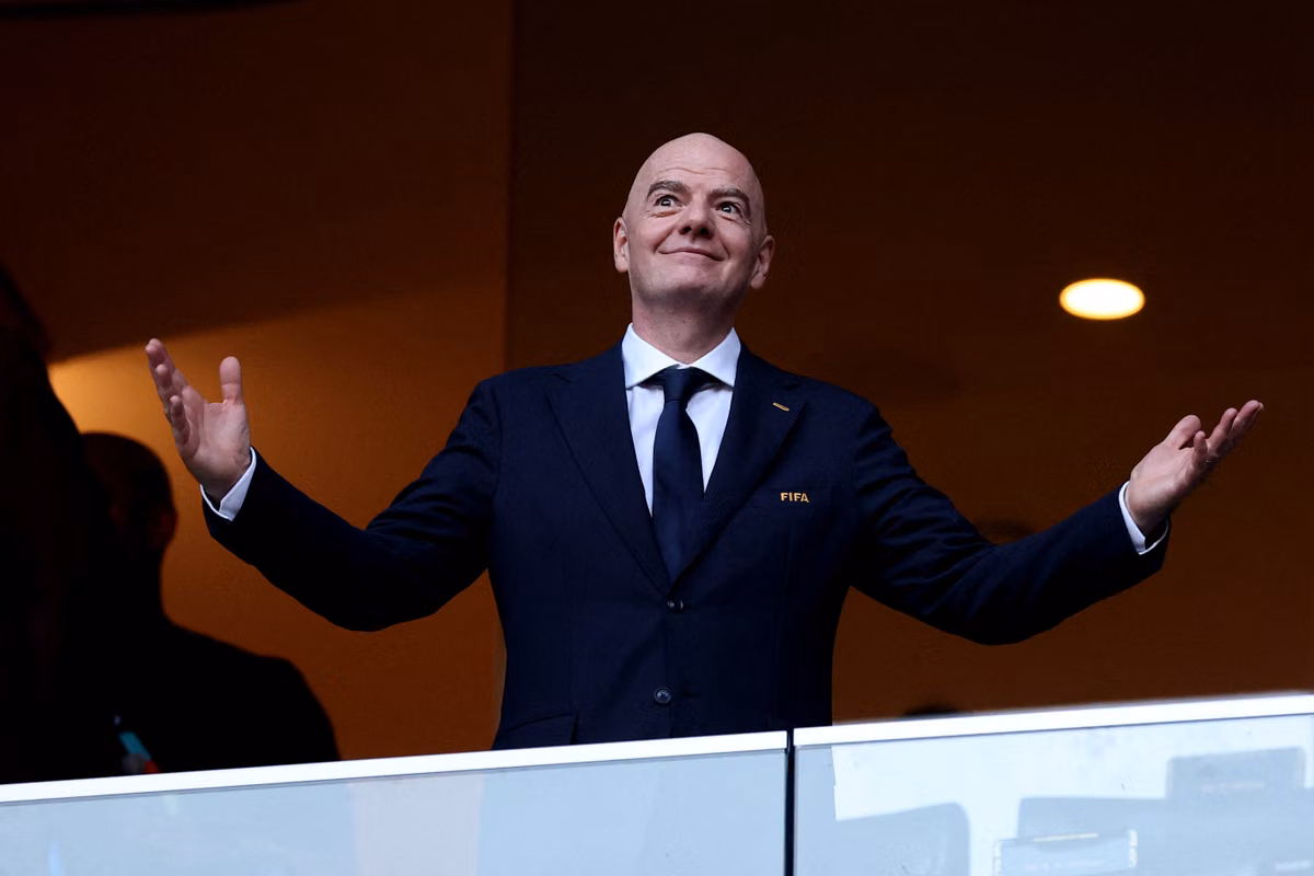 Gianni Infantino abandona su plan de apertura a inversores privados