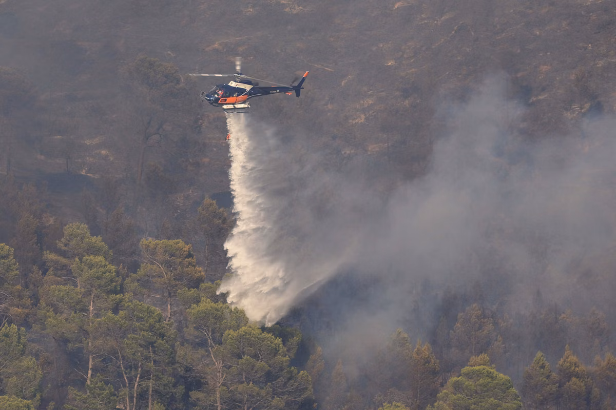 Incendios ya “controlados”, crisis migratoria en Ceuta, muerte del alpinista Nirmal Purja… Las cinco noticias del fin de semana