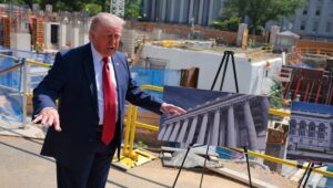La justicia vuelve a bloquear el salón de baile de Trump, nuevo episodio de un culebrón jurídico con idas y venidas