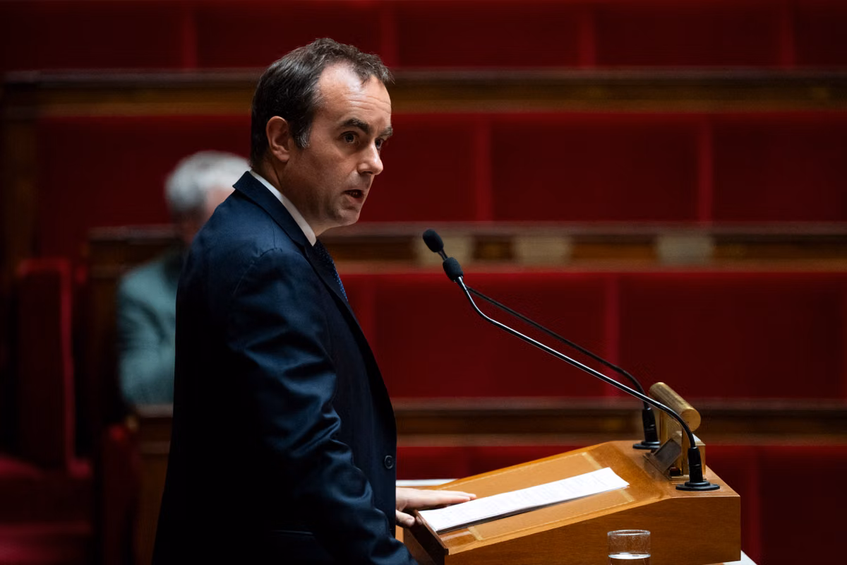 Lecornu advierte a los parlamentarios contra la ausencia de presupuesto y “la elección del desorden”
