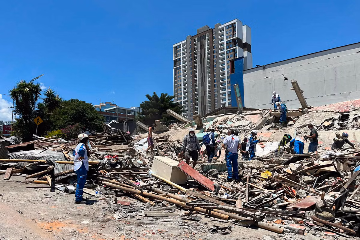 Terremoto en Colombia: decenas de muertos y heridos, muchas personas desaparecidas
