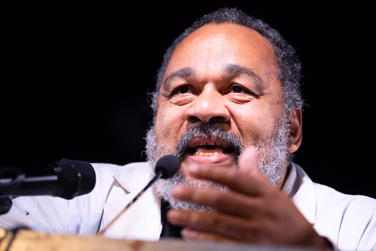Dieudonné condenado por 35ª vez, esta vez por apología del terrorismo e injurias