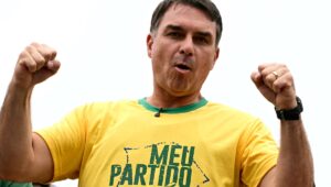 En Brasil, Flávio Bolsonaro es objeto de una investigación por corrupción: ¿un cambio a menos de un mes de las elecciones presidenciales?