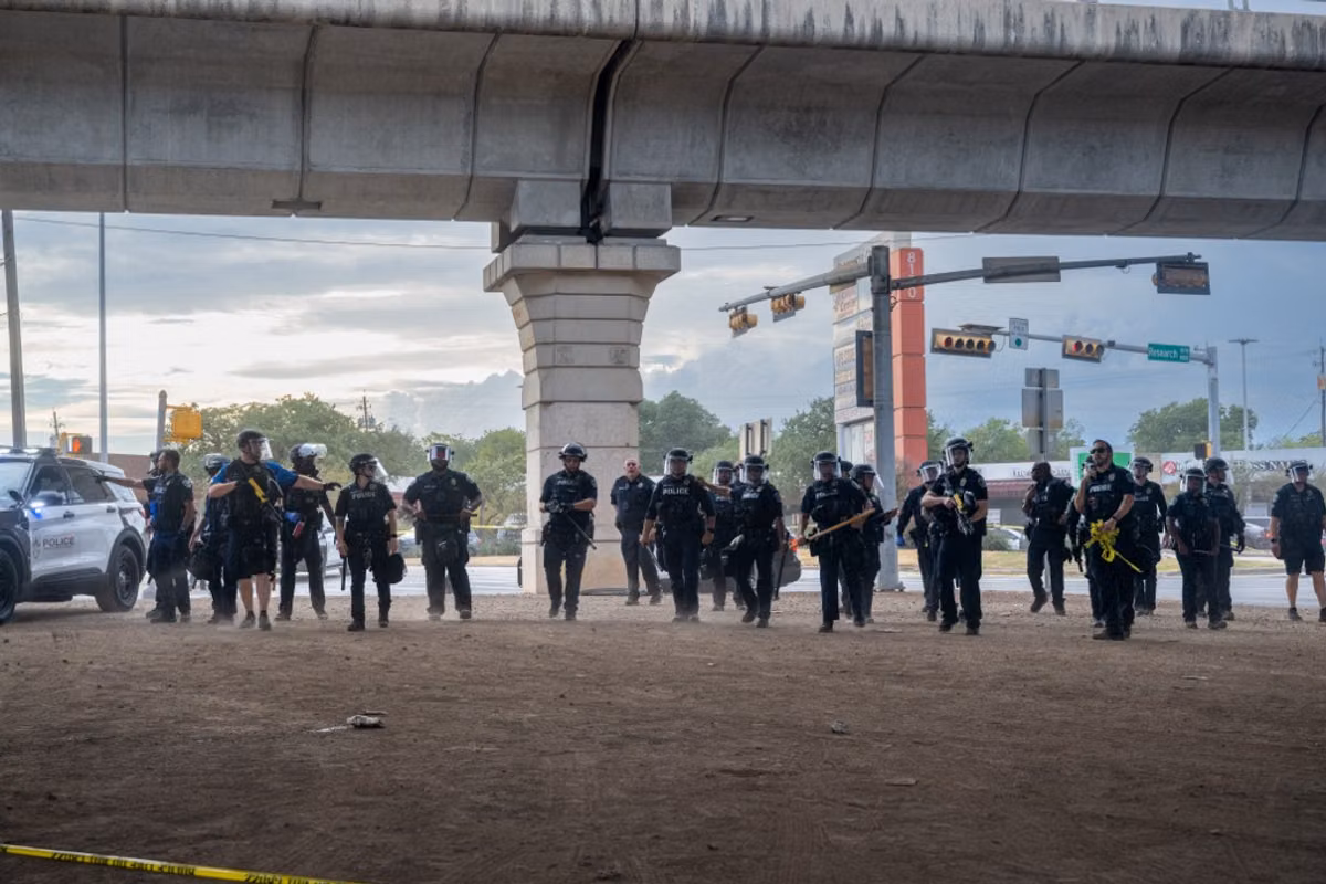 En Texas, ICE hiere gravemente a un venezolano que repartía comidas: lo que sabemos