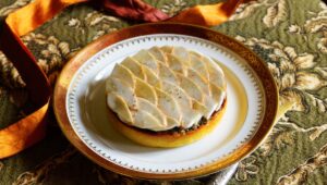 Esta receta de tartaleta de champiñones y acedera te hará entrar en otoño con mucho gusto
