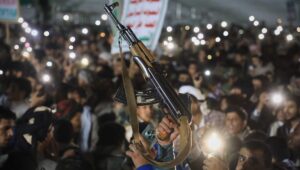 Los hutíes de Yemen toman el estrecho de Bab el-Mandeb, paso estratégico entre Europa y Asia