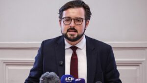 “Me están ejecutando en una plaza pública”: Philippe Brun contraataca tras su exclusión de las primarias de izquierda