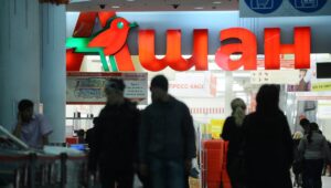 Moscú toma el control de los activos de Nestlé y Auchan en Rusia: cinco preguntas sobre la decisión de Putin